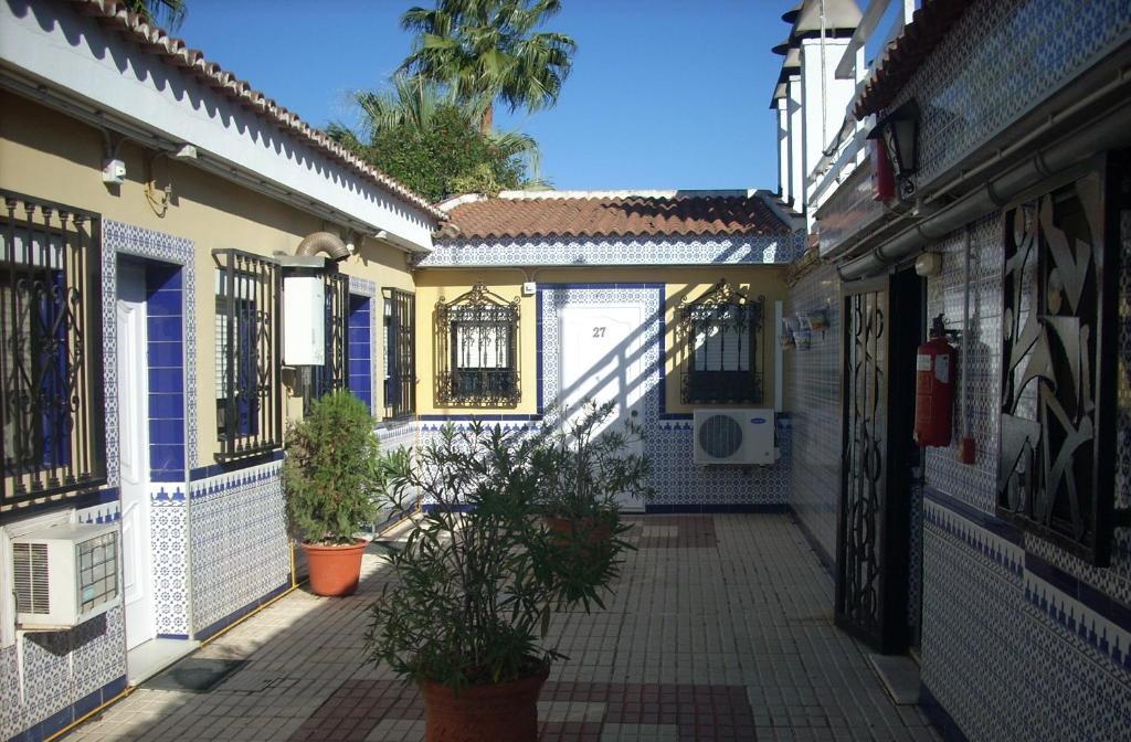 Hostal Don Diego San Juan Del Puerto Bagian luar foto