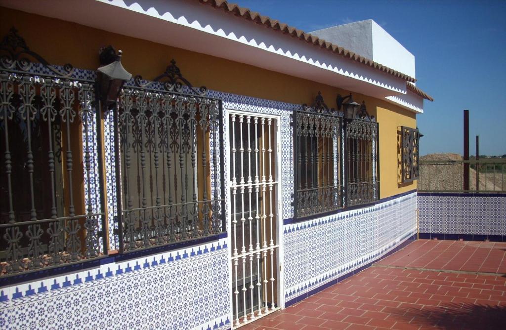 Hostal Don Diego San Juan Del Puerto Bagian luar foto